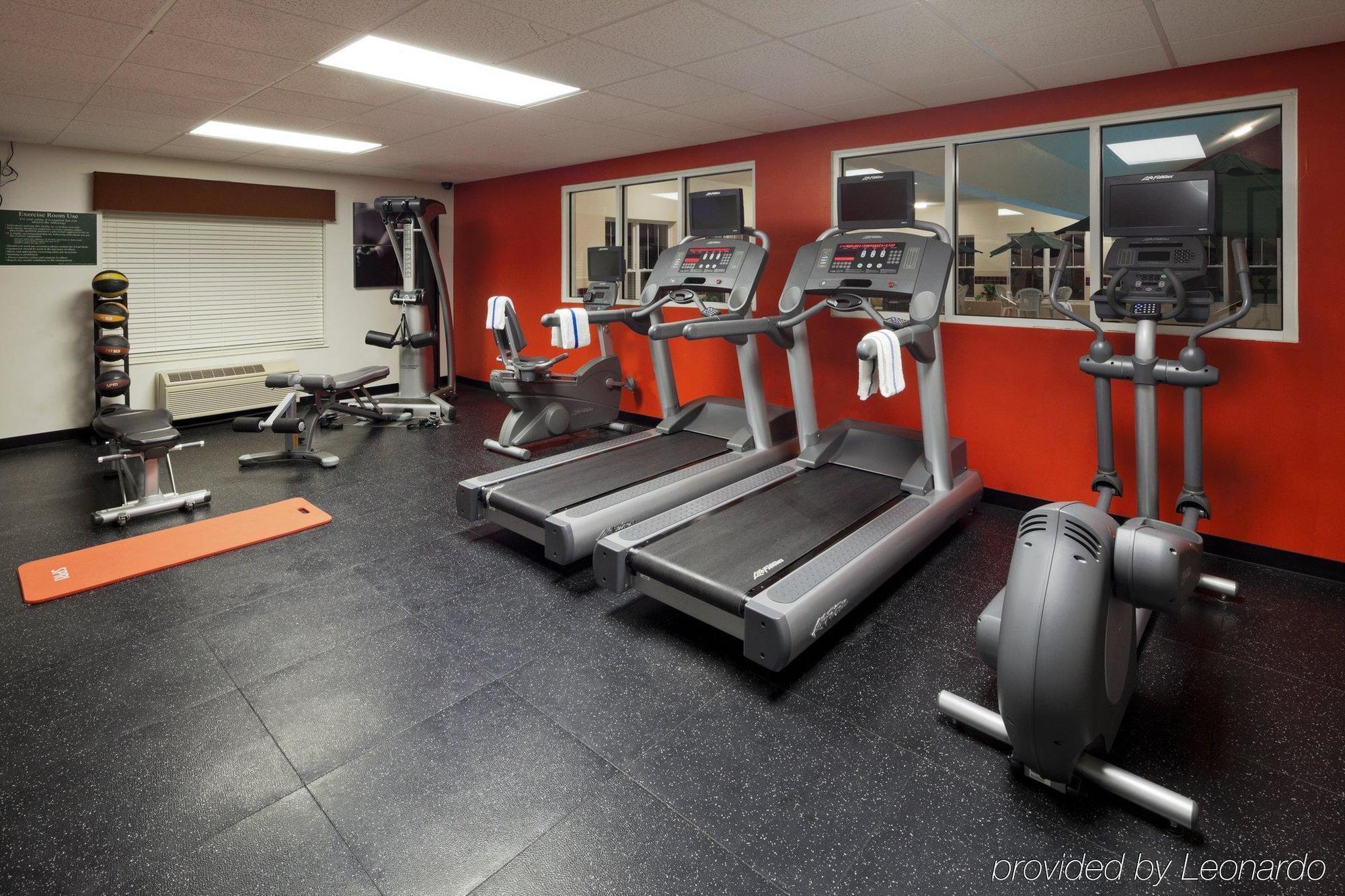 Holiday Inn Express & Suites - Columbus Airport East By Ihg Einrichtungen foto